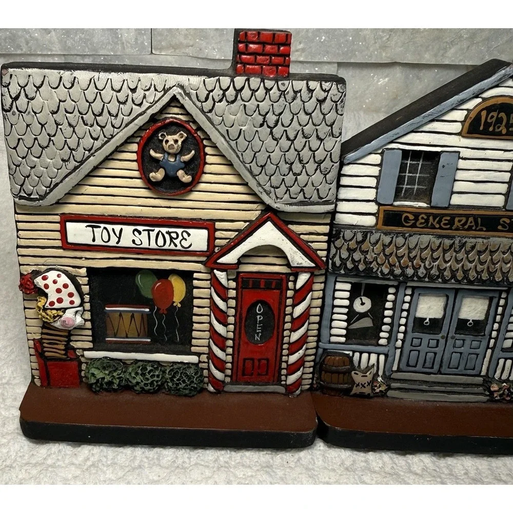 VTG Marlene Whiting Brandywine Village Houses 3D Resin YorktownVa Shelf Sitters